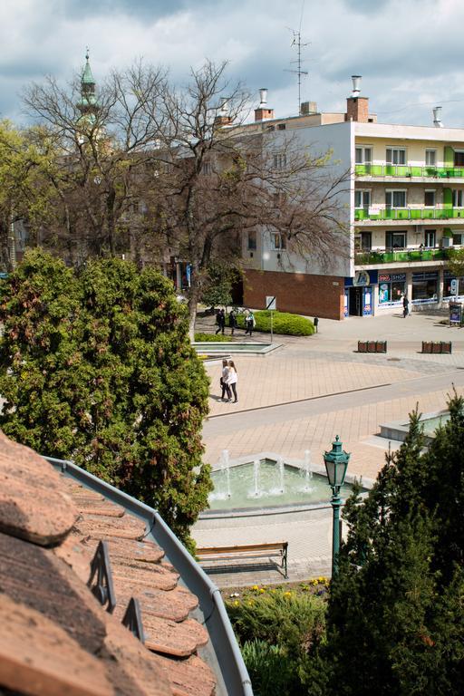 Titan Apartman Дьюла Экстерьер фото